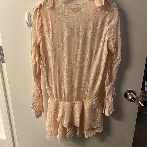 Divine Heritage Ruffled shirt - Picture 2 of 4